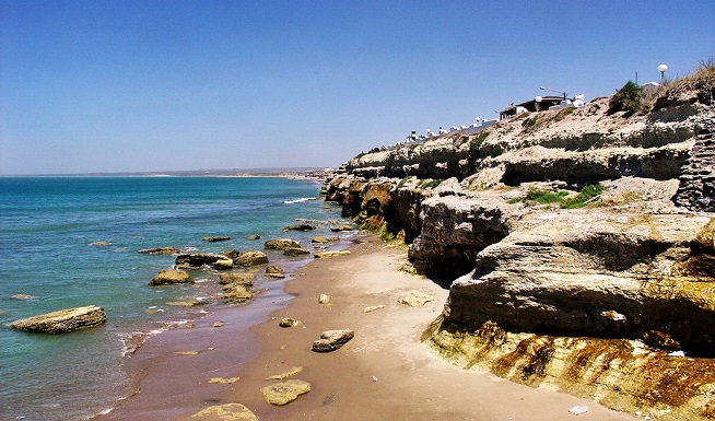 playa-de-las-grutas-en-argentina