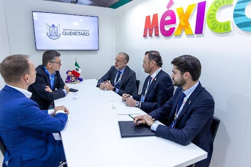 En la Feria Aeroespacial de Farnborough, Querétaro concreta inversiones por más de 2,946 millones de pesos