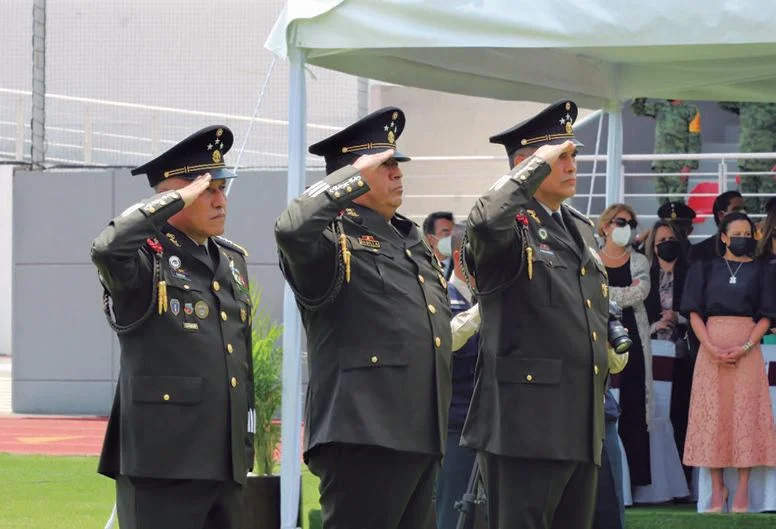 De Frente Y Claro | Fracasan militares como funcionarios de Seguridad en estados de la República Mexicana