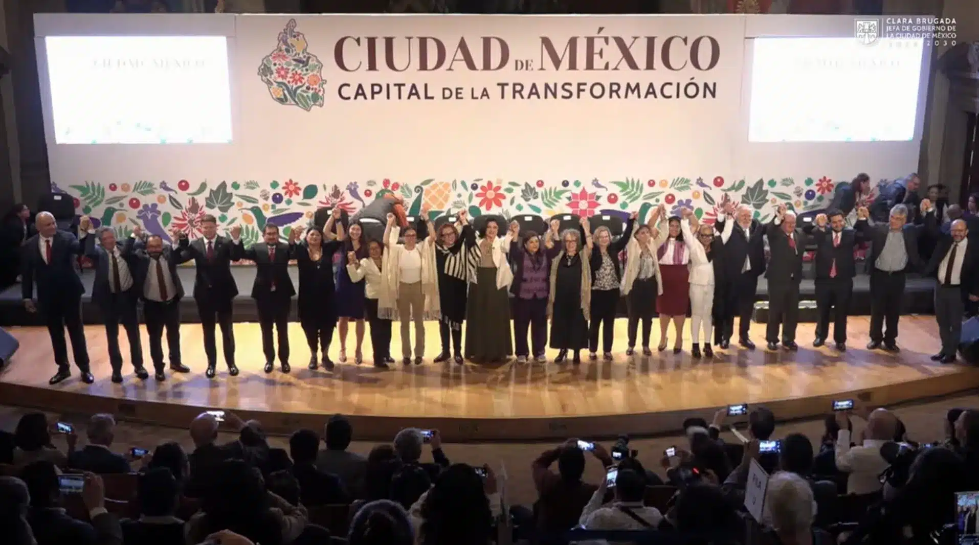 la proxima jefa de gobierno de la cdmx presentó su gabinete