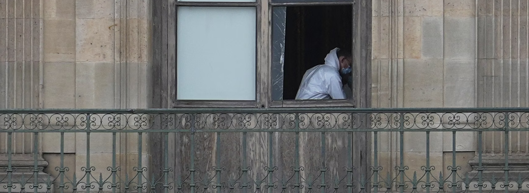 La Mona Lisa, un inodoro de oro y ahora las joyas reales del Louvre: la fascinante historia de robos de obras de arte